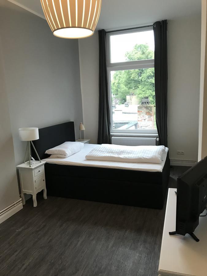 Hotel Fame Am Hauptbahnhof Hamburg Ngoại thất bức ảnh