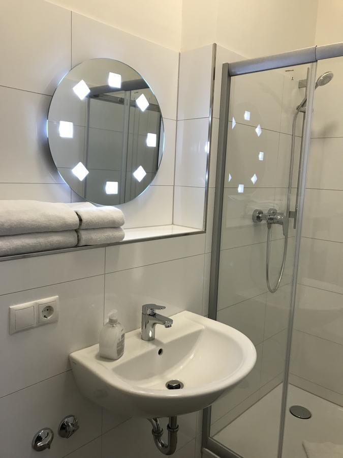 Hotel Fame Am Hauptbahnhof Hamburg Ngoại thất bức ảnh